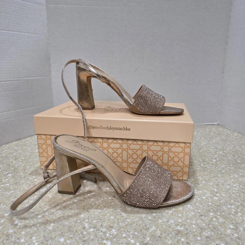 Jewel Badgley Mischka Women's Hattie Ankle Strap Sandal Rose Gold Women's Size 8 - Picture 3 of 9